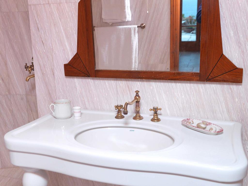 Villa Celestina, Great For Privacy And Seclusion Chrisopigi  Экстерьер фото